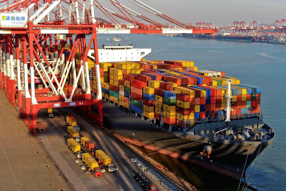 Eksportet i rikthehen rritjes në maj, ndikim kryesor nafta dhe energjia, përmirësohet fasoni